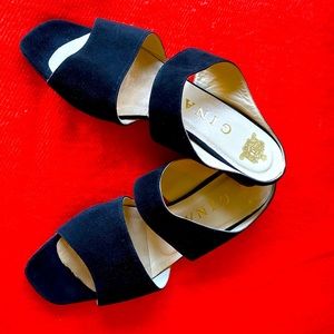 Gina sandals
